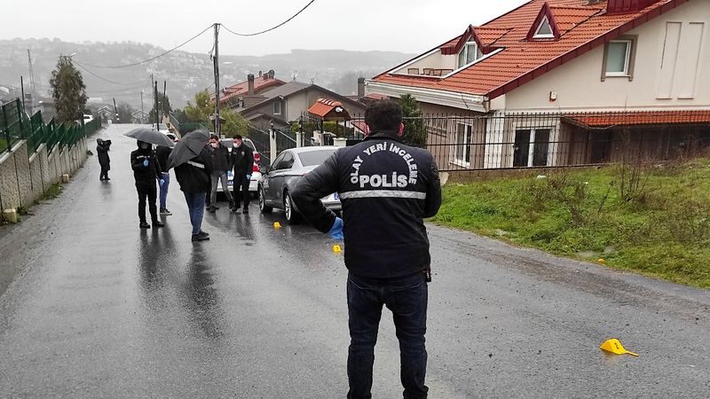Sarıyer'de, şirketinin önünde silahlı saldırıya uğradı