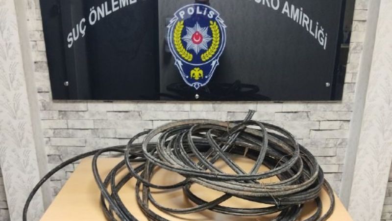 Gaziantep'te kablo hırsızları, kameraya yakalandı