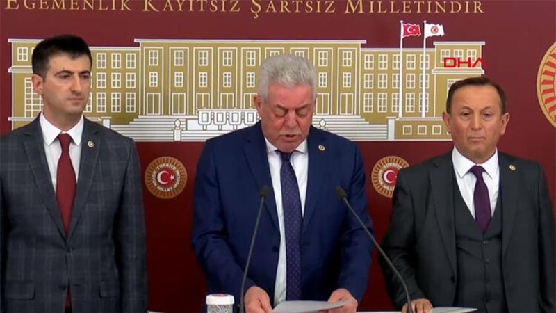 3 milletvekili CHP'den istifa etti