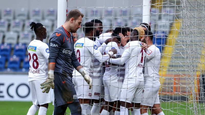 Başakşehir, Hatayspor'dan fark yedi