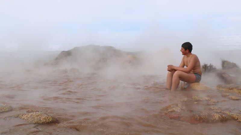 Sivas’ta dondurucu soğukta doğal jakuzi keyfi