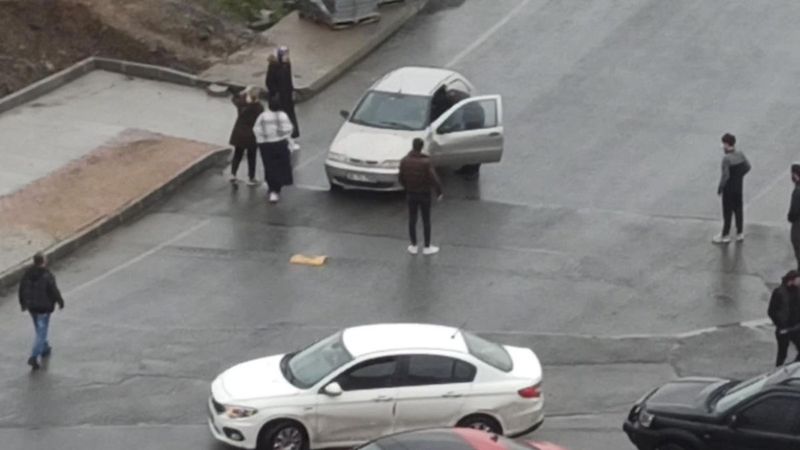 Başakşehir'de kadını zorla aracına bindirmek isteyen adam kamerada