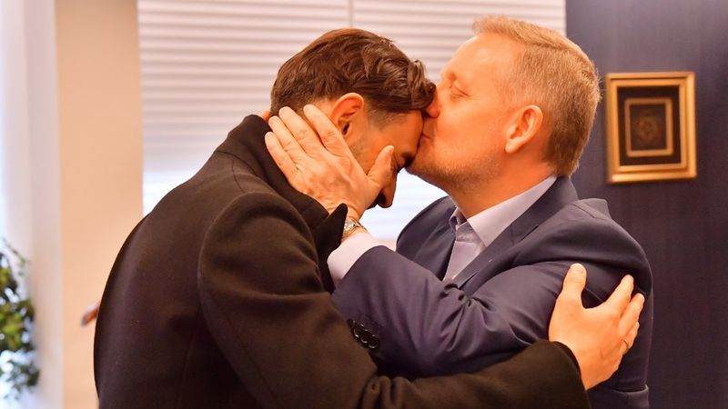 İrfan Can Kahveci, Başakşehir'e veda etti