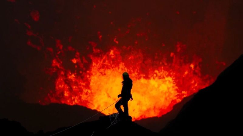 BBC'den belgesel: Doğayı kirleten insanlık, 'yanardağa' dönüştü