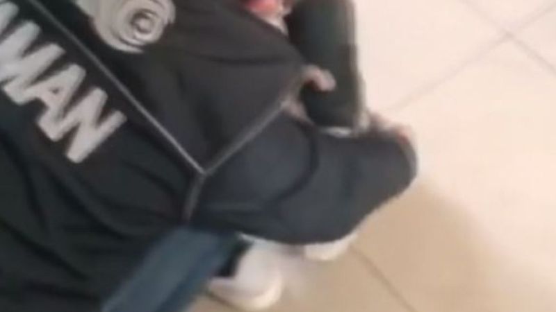 Adıyaman'da ayakkabısından uyuşturucu çıktı