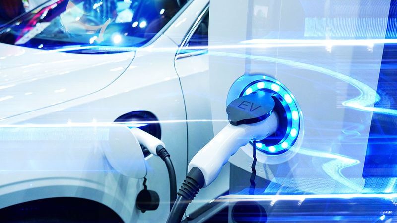 Elektrikli araçlardan alınan ÖTV oranı artırıldı