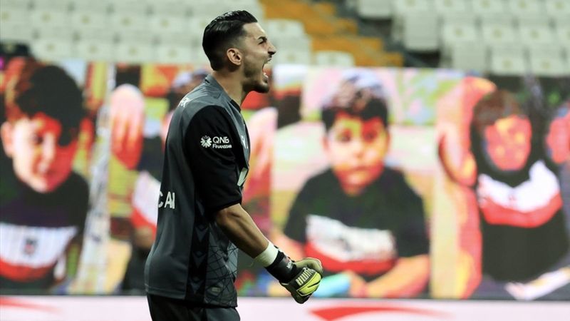 Roma ve Lyonlu yetkililer, Uğurcan'a hayran kaldı