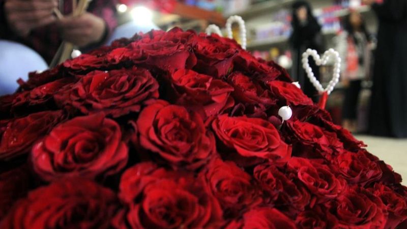 Sevgililer Günü'nde çiçekçiler çalışıyor mu? 14 Şubat'ta çiçekçiler açık mı, kaça kadar?