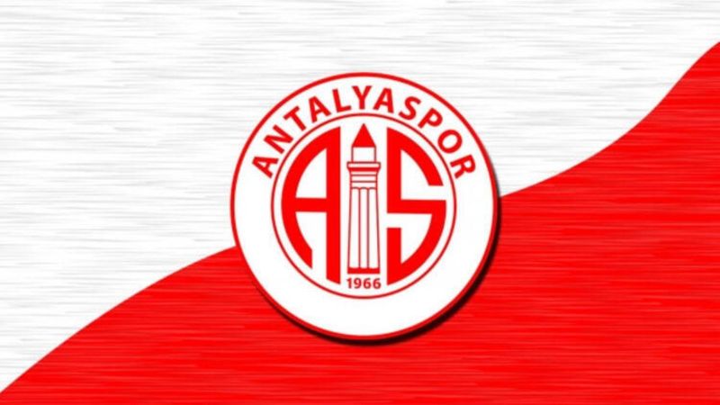Antalyaspor'dan Sergen Yalçın'a yanıt: Keyfimizden yerde yatıyoruz