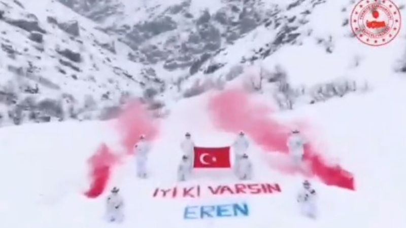 Mehmetçik'ten 'İyi ki varsın Eren' mesajı