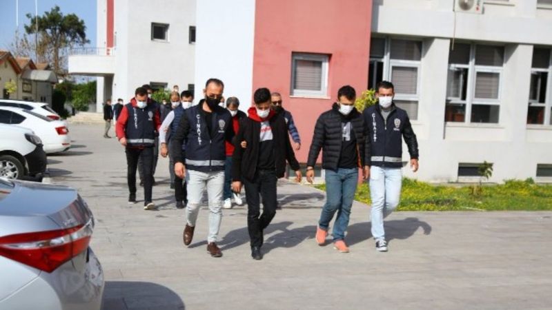 Adana'da istediği 16 yaşındaki kızı, ailesi vermeyince terör estirdi