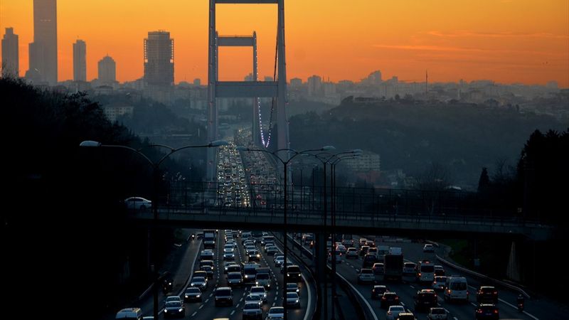 İstanbul'da kısıtlama öncesi trafik yoğunluğu