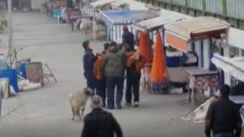 Bakırköy’de denize atlayan genci Sahil Güvenlik kurtardı