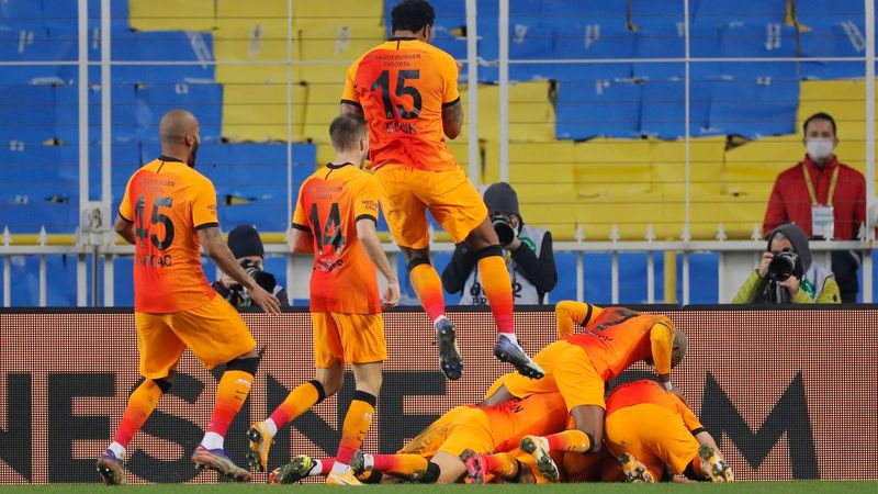 Galatasaray, Kadıköy'de yine kazandı