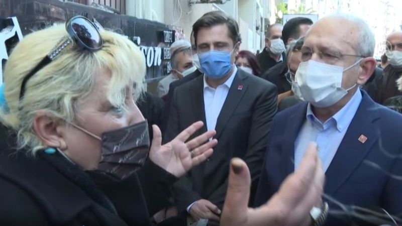 İzmirli kadın esnaftan Kemal Kılıçdaroğlu'na altyapı tepkisi