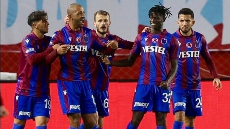 Benfica, Vitor Hugo'yu izletiyor