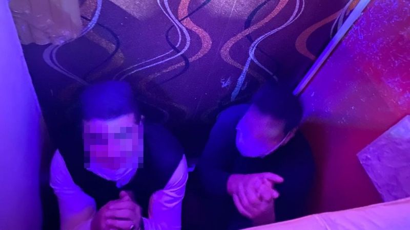 İstanbul'da iş yerine baskın: 76 bin 320 lira lira ceza kesildi