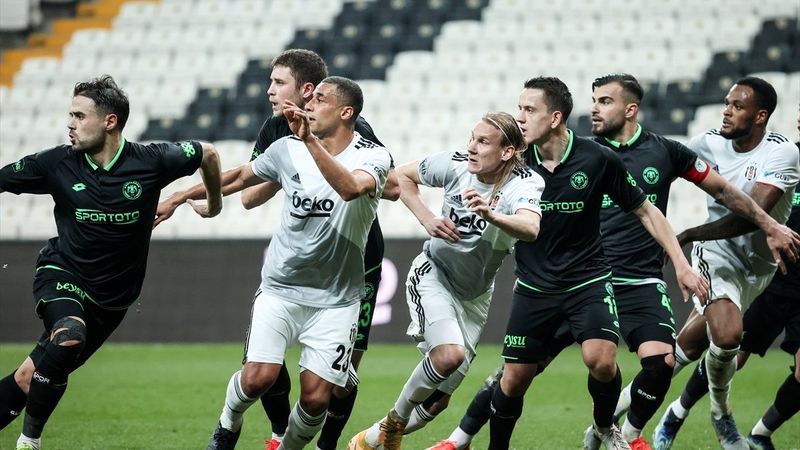 10 kişi kalan Beşiktaş, Konyaspor'u mağlup etti
