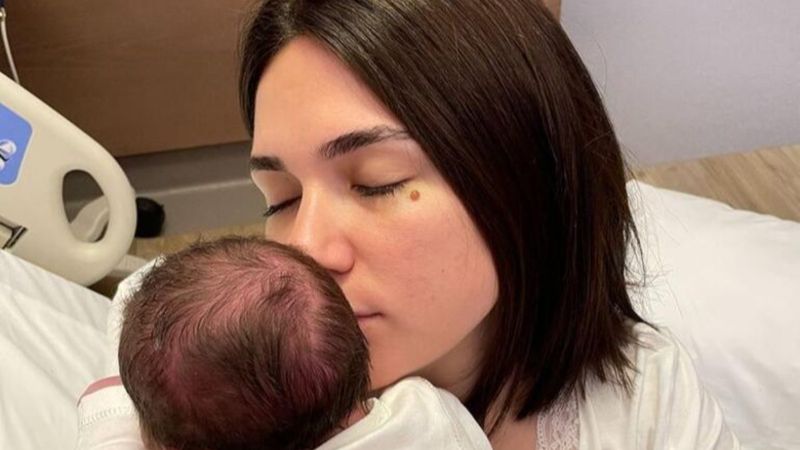 Buse Varol: Avuç içi kadar mutluluk