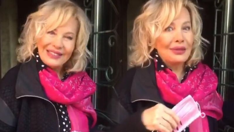 Emel Sayın aşı oldu