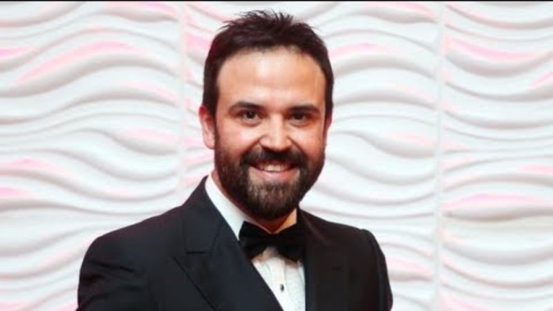 İsmail Özkan kimdir, kaç yaşında? İsmail Özkan nereli, evli mi? İsmail Özkan biyografisi ve şarkıları..