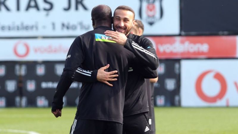 Cenk Tosun yıllar sonra Beşiktaş antrenmanında