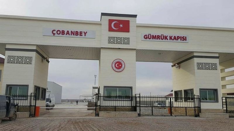 Arab News, Türkiye'nin Çobanbey'de okul kararını yazdı