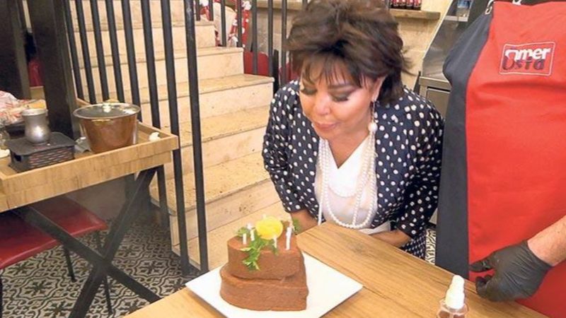 Safiye Soyman'ın çiğ köfteli kutlaması