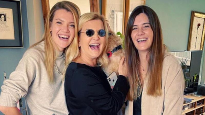 Derya Şensoy'a sürpriz kutlama