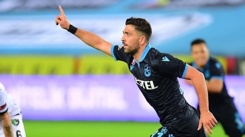 Bakasetas Trabzonspor'u sırtlıyor