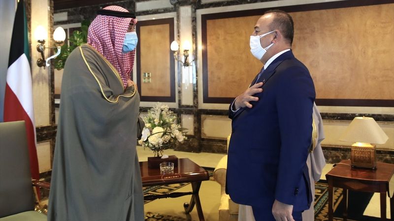 Mevlüt Çavuşoğlu'nun Kuveyt temasları