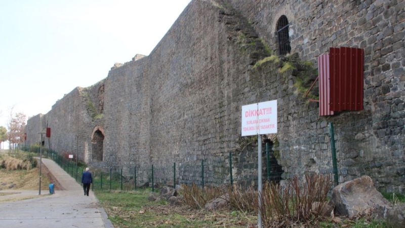 Diyarbakır'da surlara çıkılmasını engellemek için alınan önlemler
