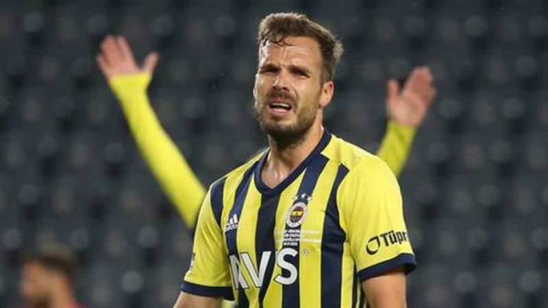 Filip Novak yine sakatlandı