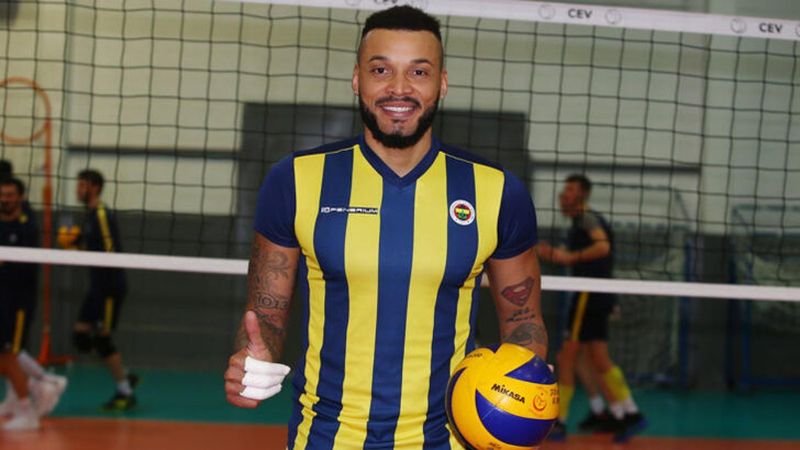 Salvador Hidalgo'dan Harun Tekin'e tepki