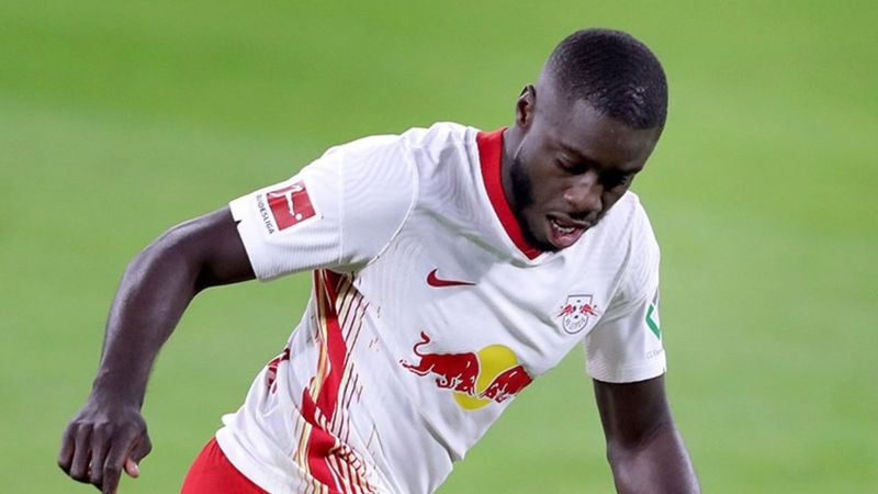 Devlerin Dayot Upamecano savaşı