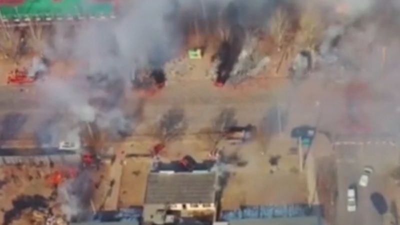 Çin'in havai fişek deposu patladı