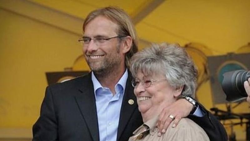 Jürgen Klopp'un annesi koronavirüs nedeniyle vefat etti