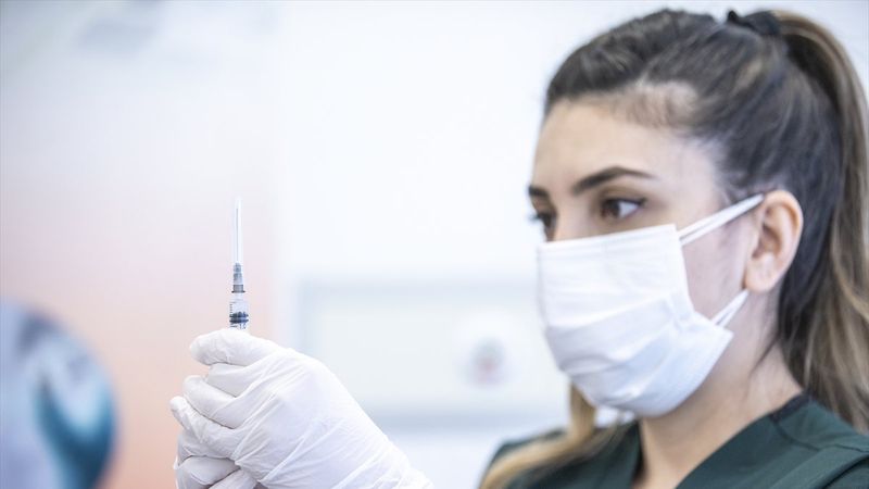 Türkiye'nin koronavirüs aşı kampanyasında son durum
