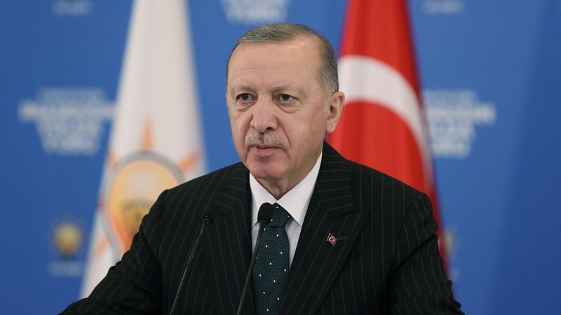 Cumhurbaşkanı Erdoğan: Gençler üniversitelerimizi bilim yuvaları haline siz getireceksiniz