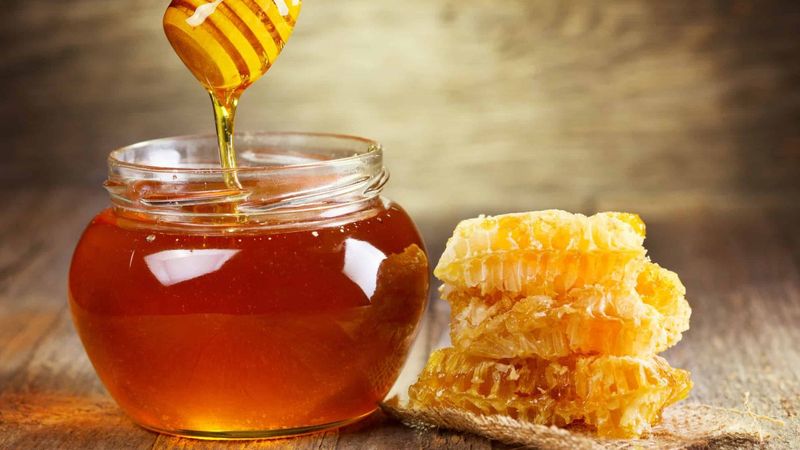 Şeker hastaları, şeker yerine bal tüketebilir mi
