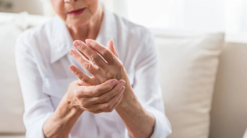 Kireçlenme, kadın ve erkekleri benzer oranlarda etkiliyor