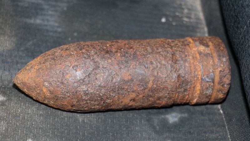 Kahramanmaraş'ta patlamamış top mermisi bulundu