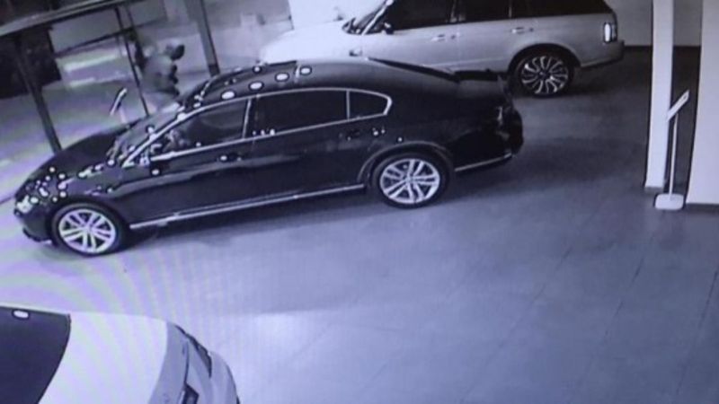 Bursa'da galeriden çaldıkları yarım milyonluk aracı geri getirdiler