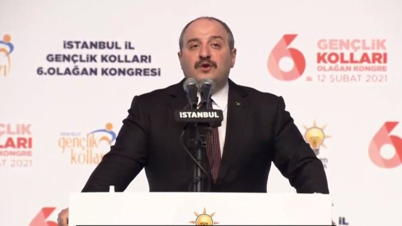 Mustafa Varank'tan Fatih Sultan Mehmet tablosu için karbon testi çağrısı