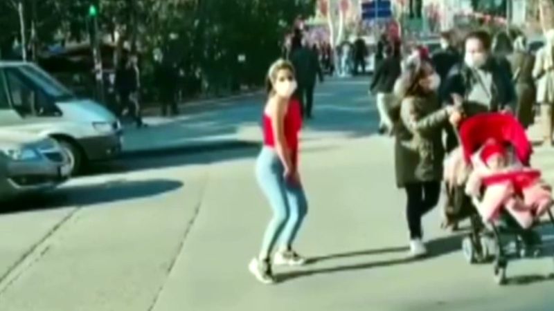 Kahramanmaraş'ta paylaşımları nedeniyle ailesiyle arası açılan genç kız