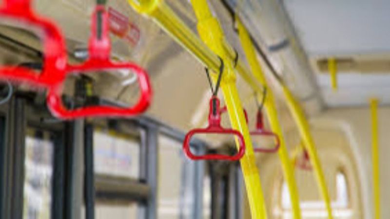 20 yaş altına toplu taşıma yasağı bitti mi? 20 yaş ve altı otobüse binebilir mi?