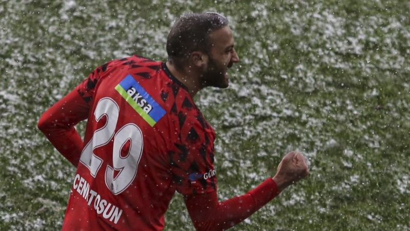 Cenk Tosun: Beşiktaş'ı şampiyon yapmaya geldim