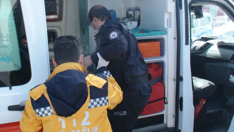 Karaman’da adliye önünde kavga: 3 yaralı