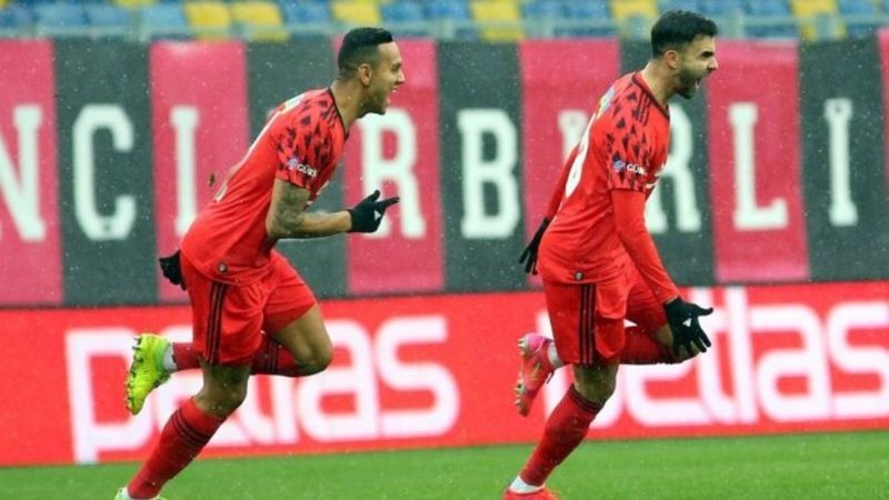 Güntekin Onay: Ligin en iyi ön liberoları Josef ve Gustavo