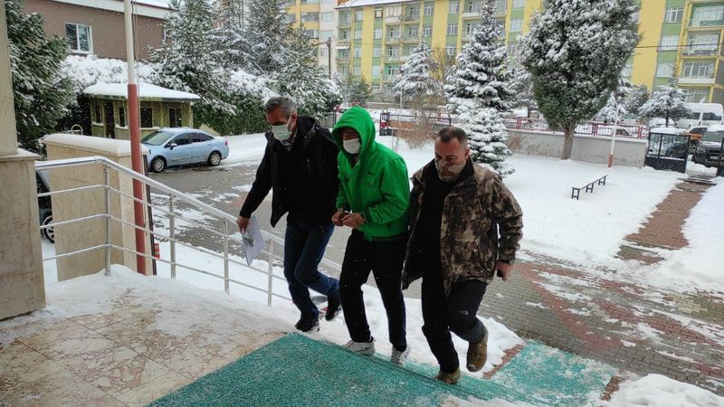 Konya'daki uyuşturucu kuryesi tutuklandı